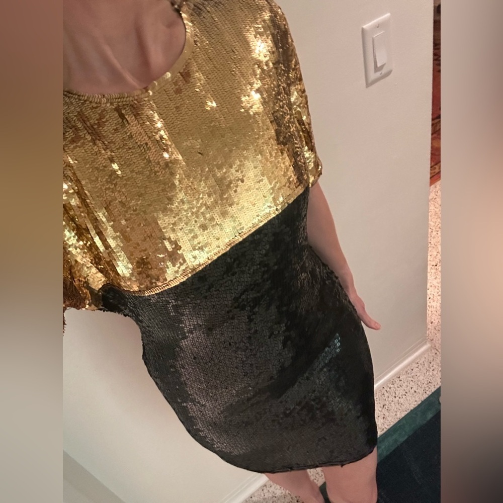 Stenay India black gold sequin mini dress keyhole back 4 6 100% silk